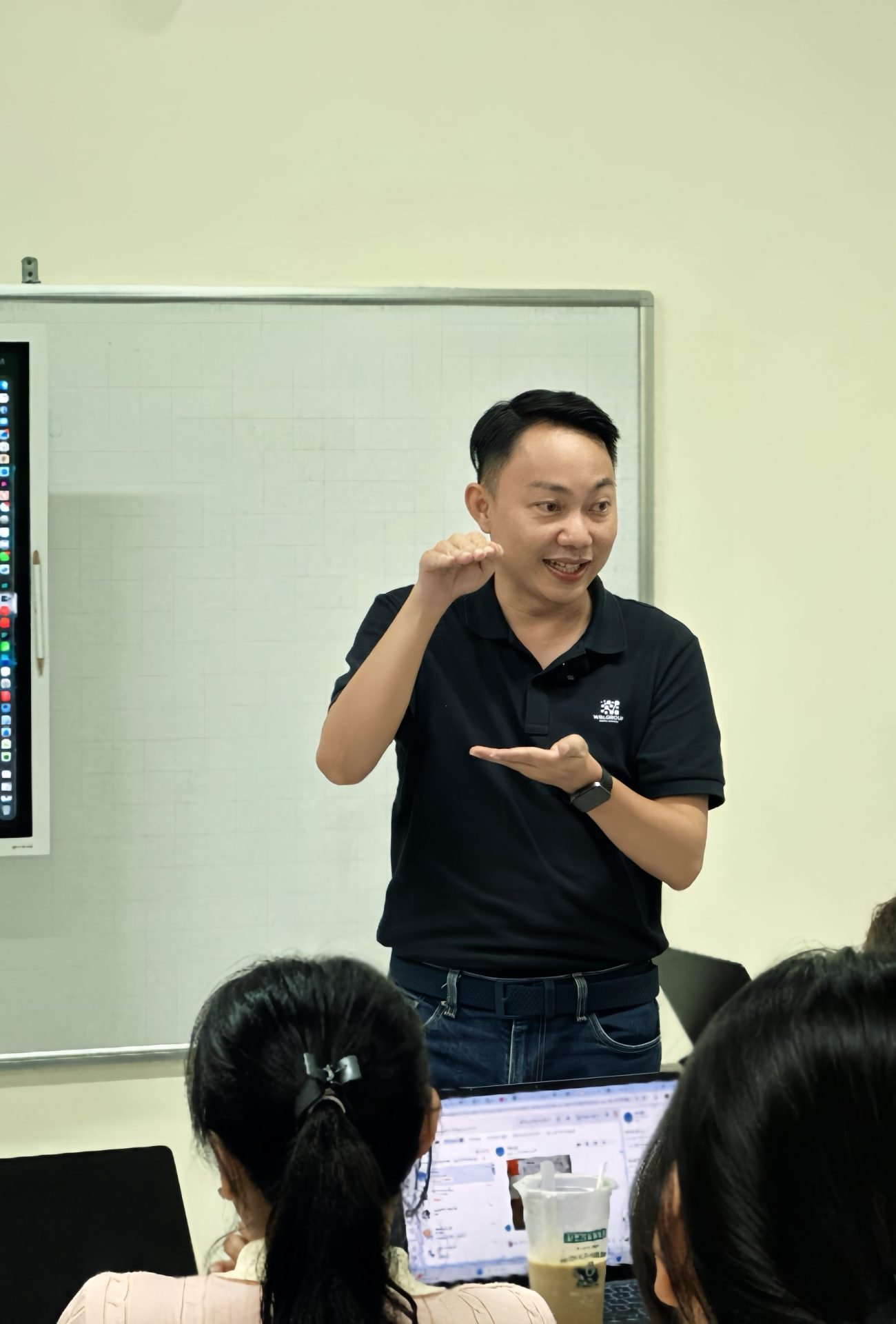 {"ARInfo":{"IsUseAR":false},"Version":"1.0.0","MakeupInfo":{"IsUseMakeup":false},"FaceliftInfo":{"IsChangeEyeLift":false,"IsChangeFacelift":false,"IsChangePostureLift":false,"IsChangeNose":false,"IsChangeFaceChin":false,"IsChangeMouth":false,"IsChangeThinFace":false},"BeautyInfo":{"SwitchMedicatedAcne":false,"IsAIBeauty":false,"IsBrightEyes":false,"IsSharpen":false,"IsOldBeauty":false,"IsReduceBlackEyes":false},"HandlerInfo":{"AppName":2},"FilterInfo":{"IsUseFilter":false}}